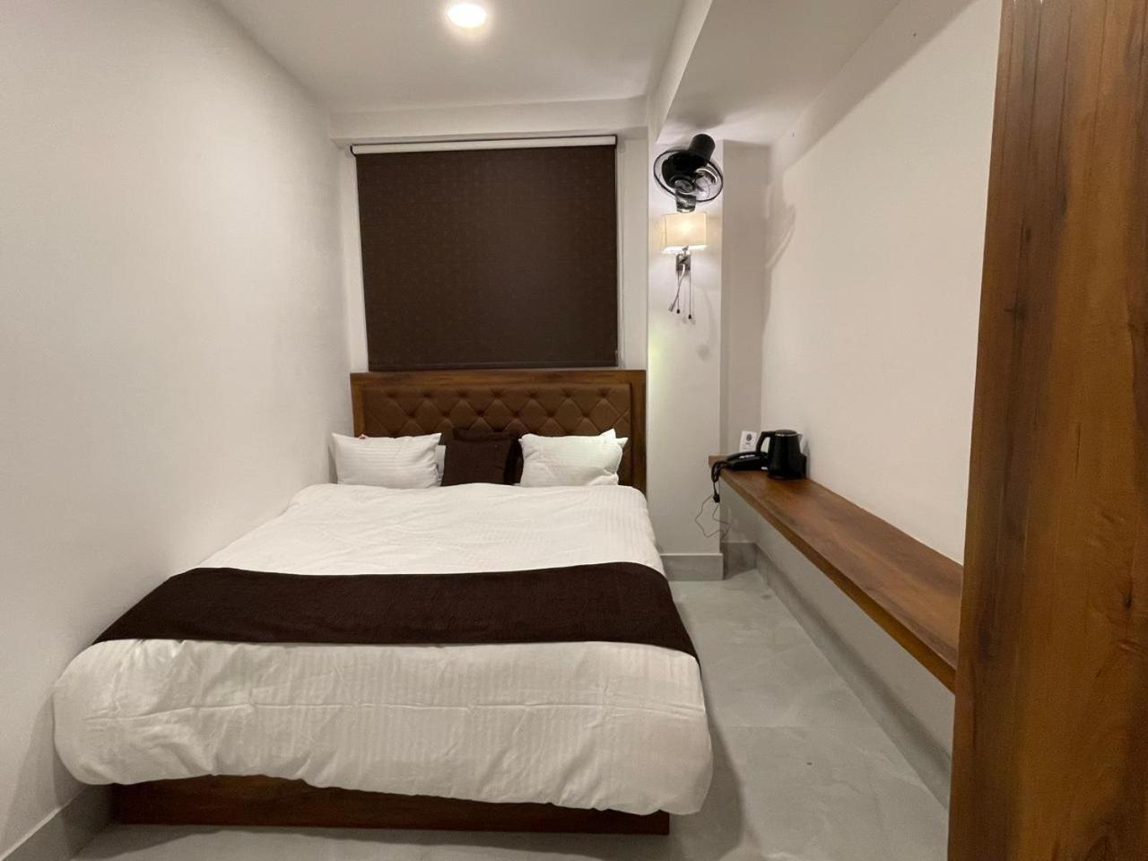 Blue Angel Guest House Shillong Dış mekan fotoğraf