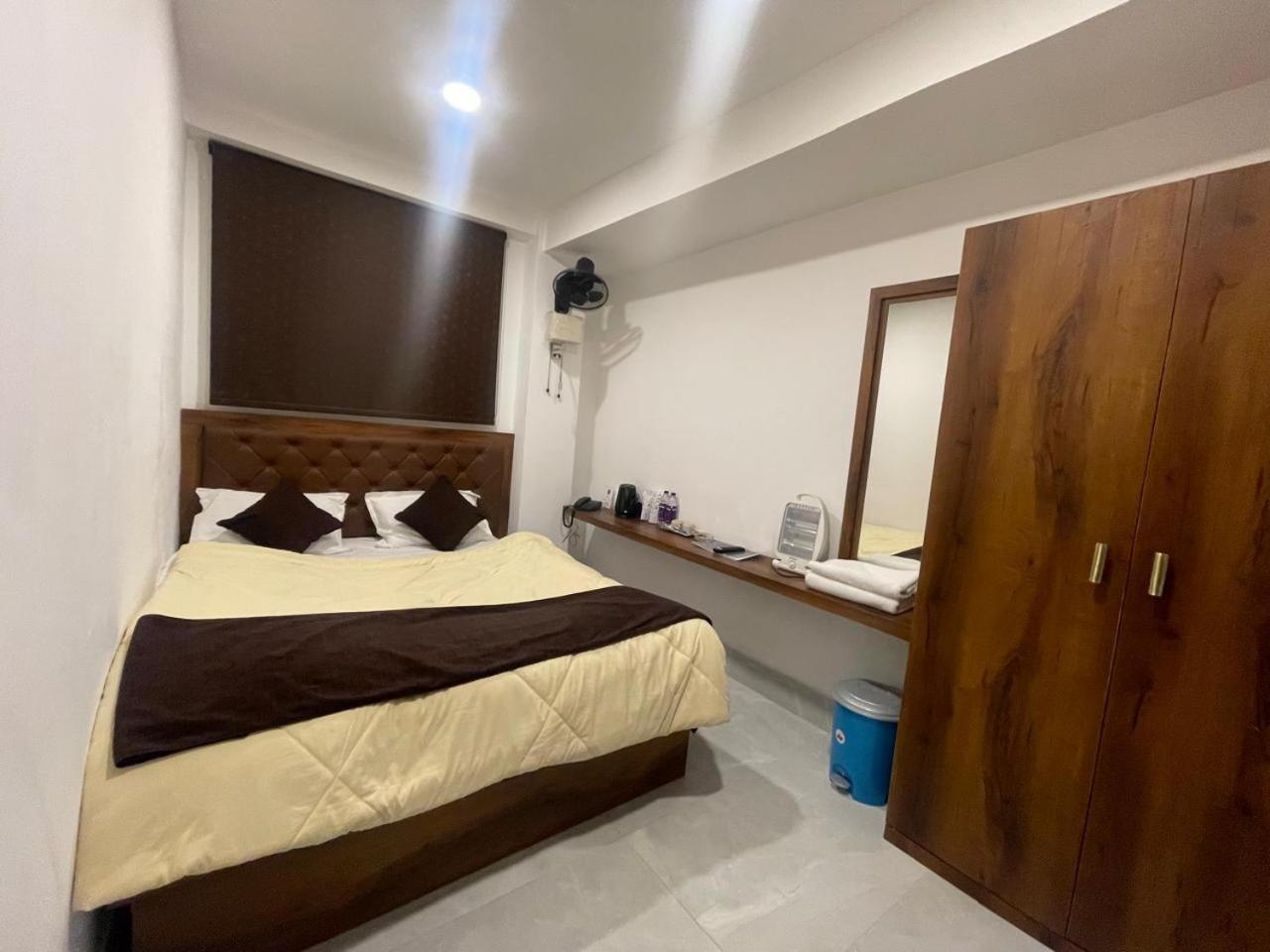 Blue Angel Guest House Shillong Dış mekan fotoğraf