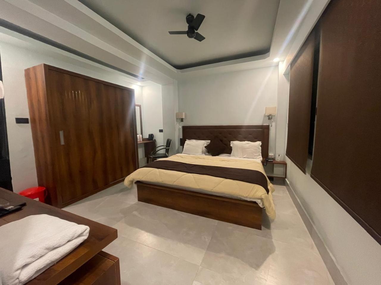 Blue Angel Guest House Shillong Dış mekan fotoğraf